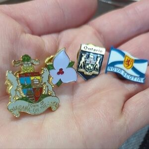 Set of 4 Canadian Province & Symbol Pins  Ontario, Nova Scotia, Trillium